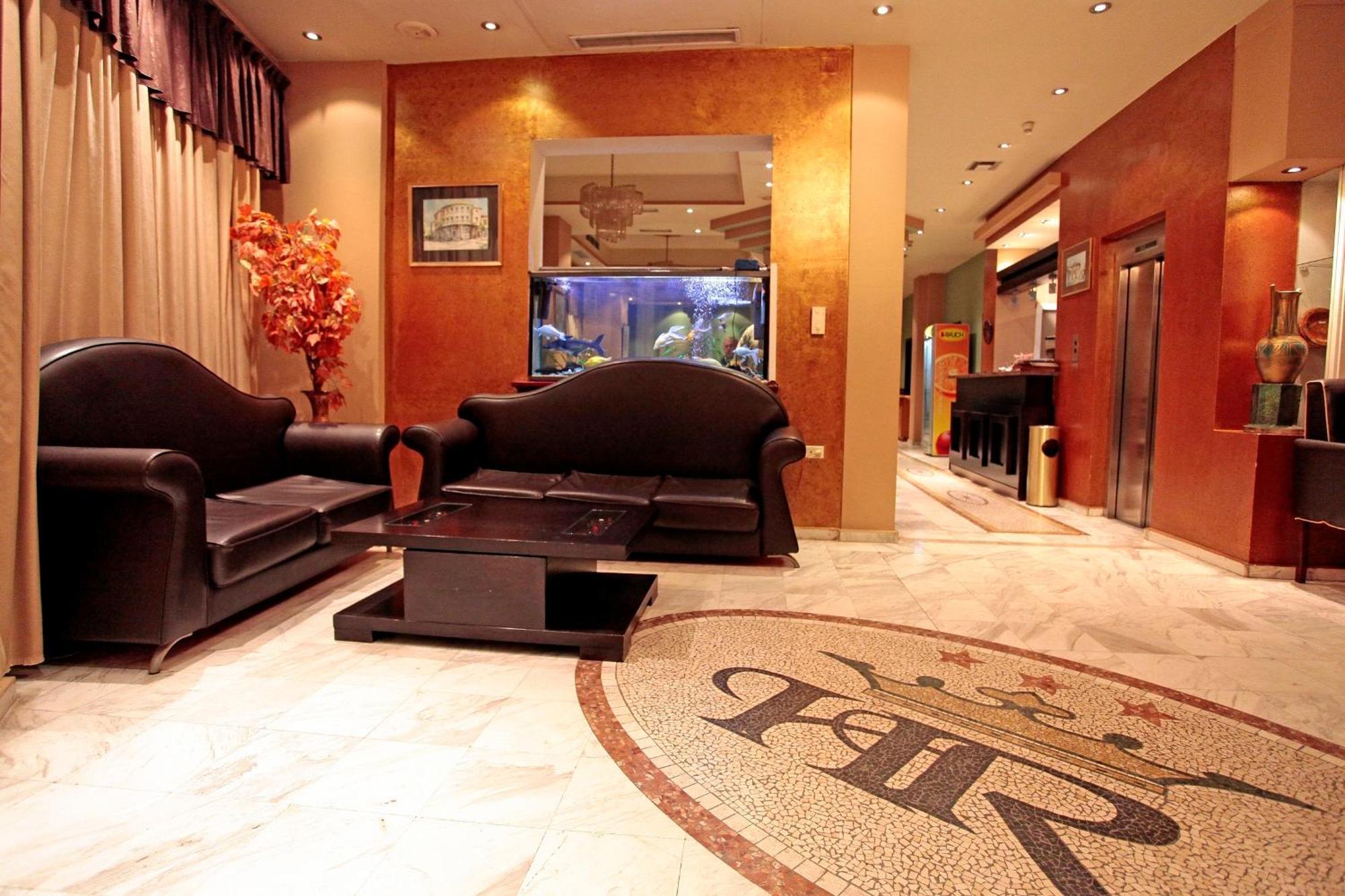 Hotel Regency Корча Экстерьер фото