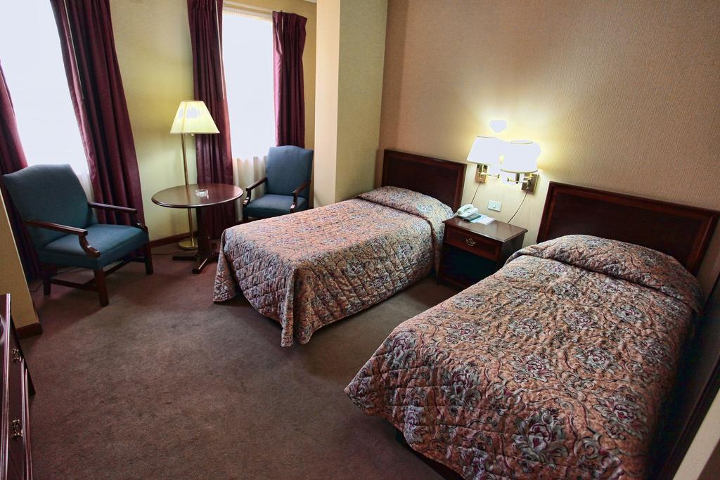 Hotel Regency Корча Экстерьер фото